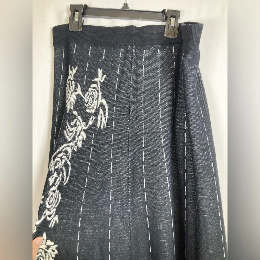 $13!!! End of season sale ends April 3rd Add to bundle for sale price - Picture 10 of 12